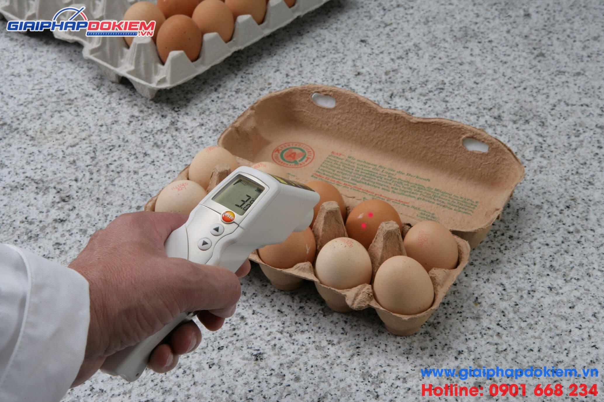Nhiệt kế hồng ngoại testo 831 Nhiệt kế hồng ngoại testo 831