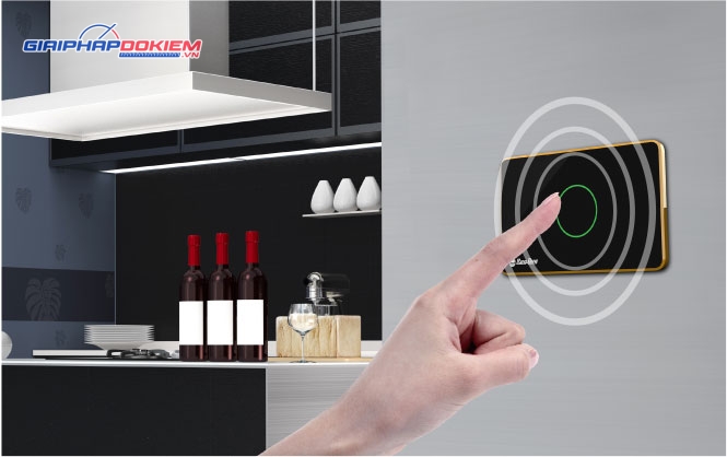 Công tắc cảm ứng 1 nút bấm Rạng Đông RD-CT.01 Công tắc cảm ứng 1 nút bấm Rạng Đông RD-CT.01
