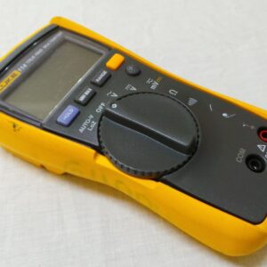 Đồng hồ vạn năng FLUKE 114 (True RMS) 28 Đồng hồ vạn năng FLUKE 114 (True RMS)