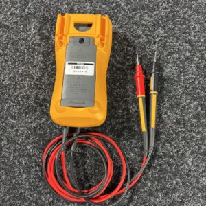 Đồng hồ vạn năng FLUKE 114 (True RMS) 33 Đồng hồ vạn năng FLUKE 114 (True RMS)