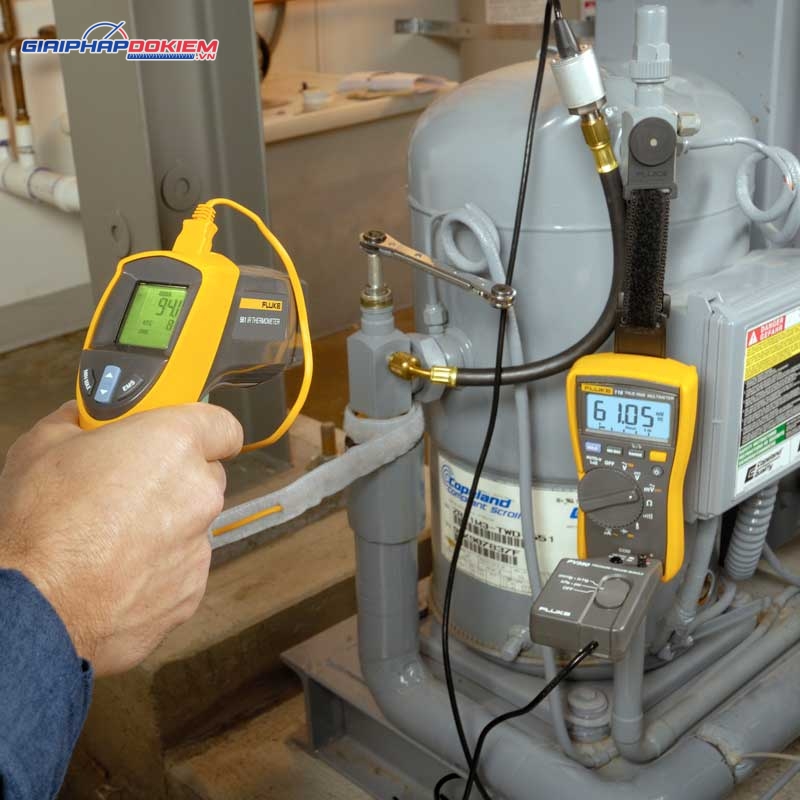 Súng đo nhiệt độ bằng hồng ngoại FLUKE 561 (550℃) 25 Súng đo nhiệt độ bằng hồng ngoại FLUKE 561 (550℃)