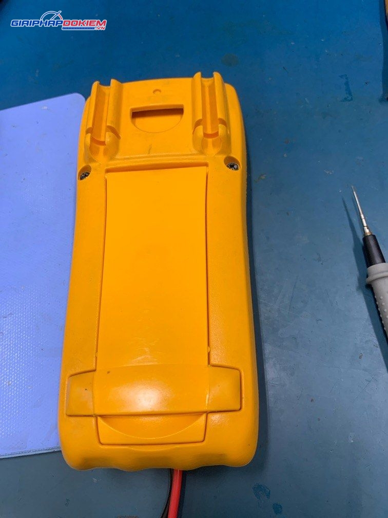 Đồng hồ vạn năng FLUKE 175 25 Đồng hồ vạn năng FLUKE 175