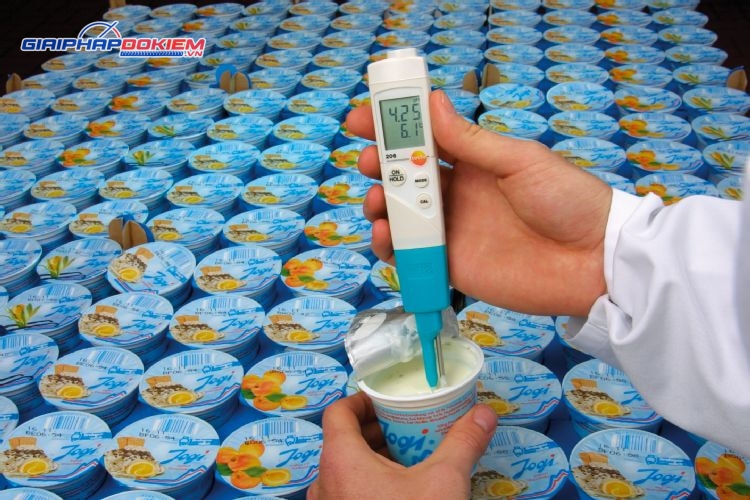 Tìm hiểu về thương hiệu Testo Đức - Hãng sản xuất thiết bị đo lường nổi tiếng trên thế giới 11 Máy đo pH, nhiệt độ Testo 206 - pH1 Kit