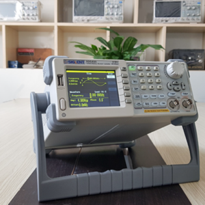 Máy phát xung Siglent SDG810 Waveform Generator