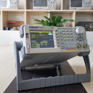 Máy phát xung Siglent SDG830 Waveform Generator