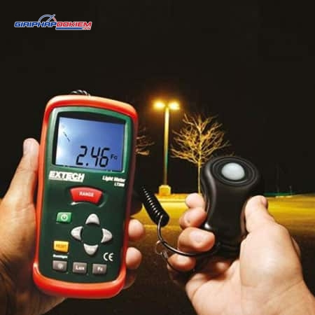 Máy đo cường độ ánh sáng EXTECH LT300 (0-400,000Lux) 10 Máy đo cường độ ánh sáng EXTECH LT300 (0-400,000Lux)