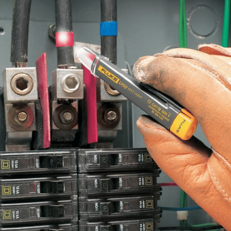 Bút thử điện không tiếp xúc FLUKE LVD2 (90V~200V) 30 Bút thử điện không tiếp xúc FLUKE LVD2 (90V~200V)