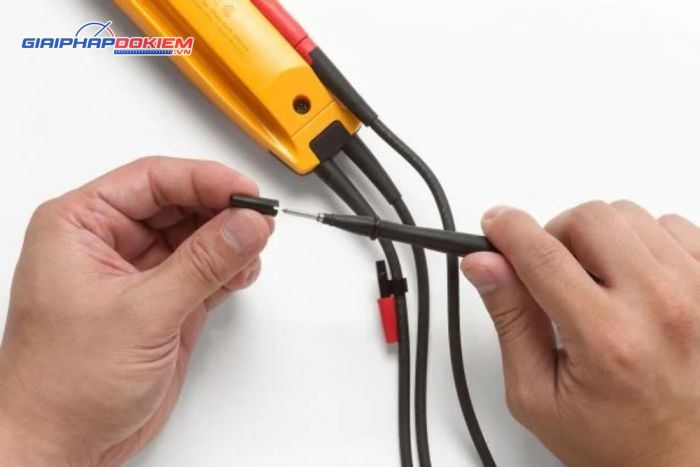 Ampe kìm hiển thị số điện tử AC FLUKE T6-600 27 Ampe kìm hiển thị số điện tử AC FLUKE T6-600