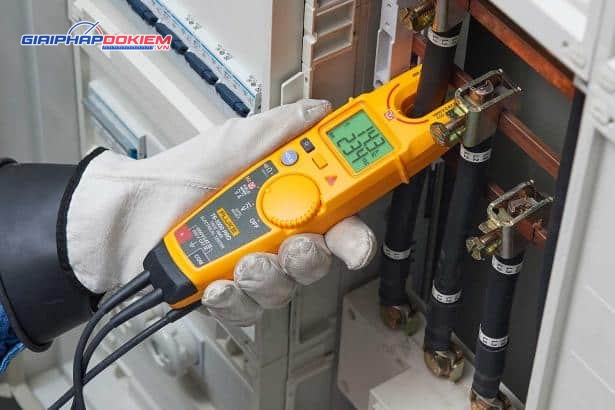 Thiết bị kiểm tra điện Fluke T6-1000 18 Thiết bị kiểm tra điện Fluke T6-1000