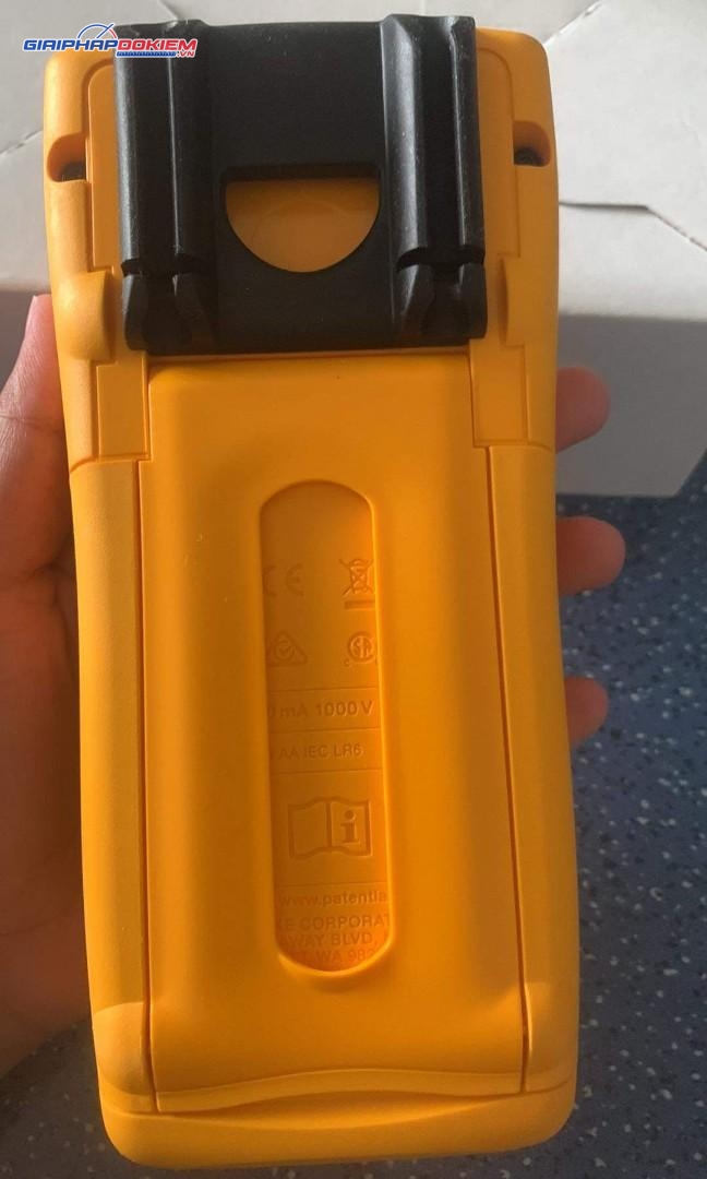 Thiết bị hiệu chuẩn vòng lặp FLUKE 787B 16 Thiết bị hiệu chuẩn vòng lặp FLUKE 787B