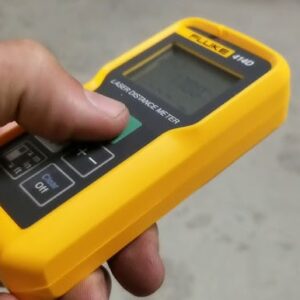 Máy đo khoảng cách bằng laser FLUKE 414D 25 Máy đo khoảng cách bằng laser FLUKE 414D