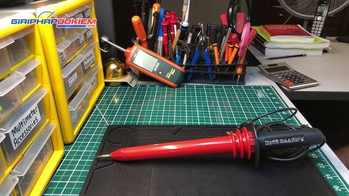 Dụng cụ đo điện áp cao FLUKE 80K-40 24 Dụng cụ đo điện áp cao FLUKE 80K-40