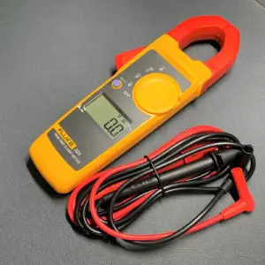 Ampe kìm FLUKE 323 (AC 400A; True RMS) 32 Ampe kìm FLUKE 323 (AC 400A; True RMS)