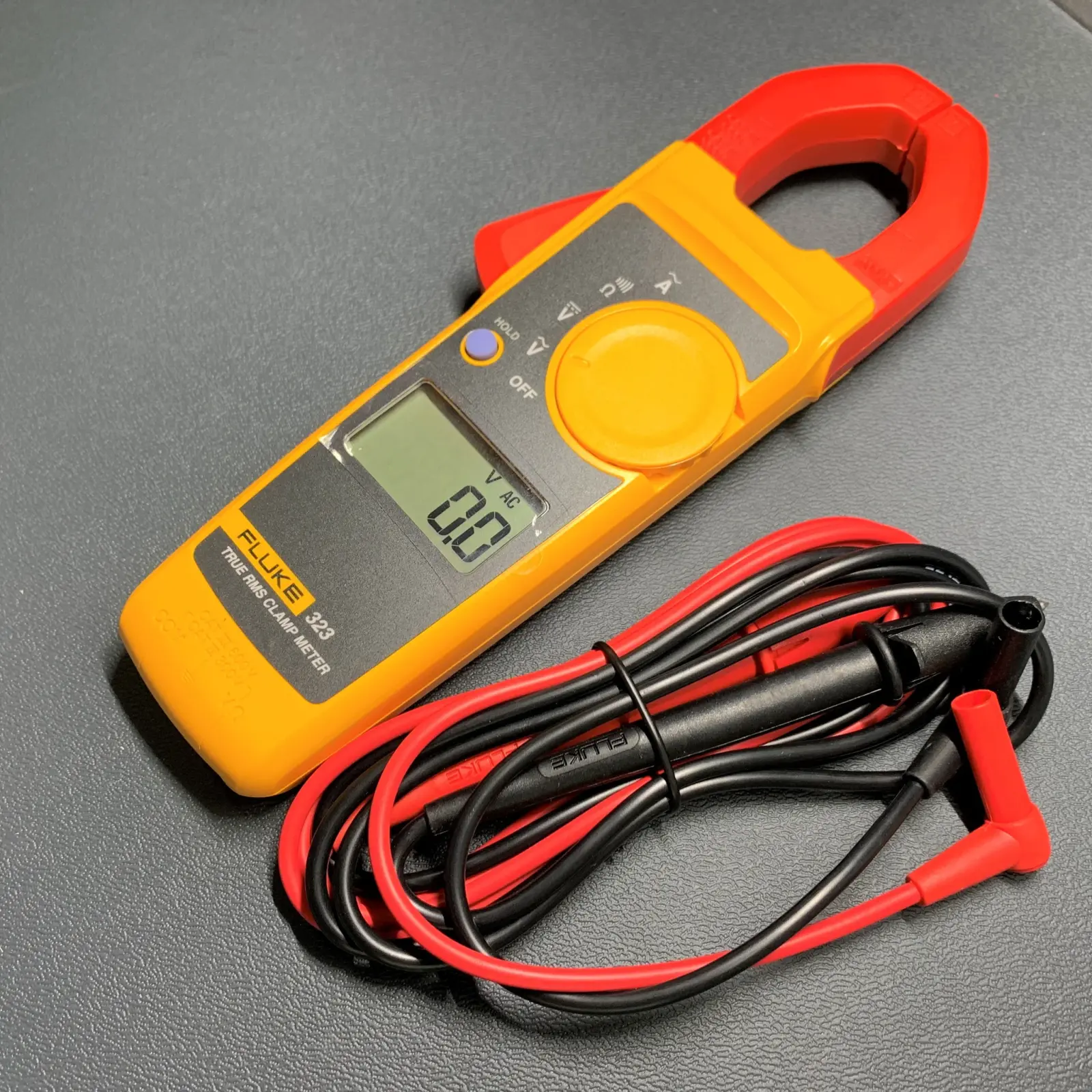 Ampe kìm FLUKE 323 (AC 400A; True RMS) 19 Ampe kìm FLUKE 323 (AC 400A; True RMS)