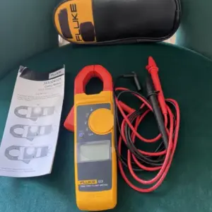 Ampe kìm FLUKE 323 (AC 400A; True RMS) 38 Ampe kìm FLUKE 323 (AC 400A; True RMS)