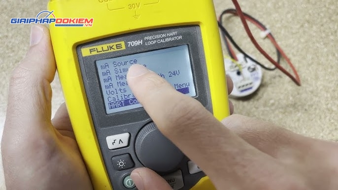 Thiết bị hiệu chuẩn dòng điện FLUKE 707 33 Thiết bị hiệu chuẩn dòng điện FLUKE 707