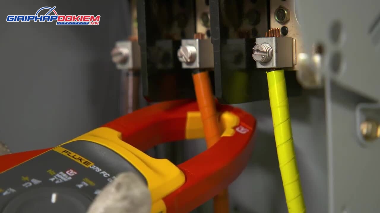 Ampe kìm True-rms AC/DC Fluke 378 FC với iFlex™ 21 Ampe kìm True-rms AC/DC Fluke 378 FC với iFlex™
