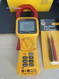Ampe kìm FLUKE 355 (2000A; True RMS) 21 Ampe kìm FLUKE 355 (2000A; True RMS)