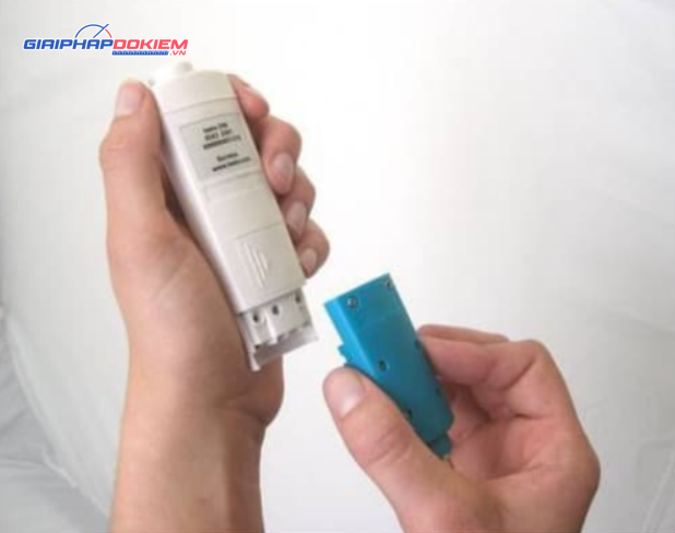 Máy đo PH, nhiệt độ Testo 206 pH1 (0 ~ 60 °C; 0~14 pH) 5 Máy đo PH, nhiệt độ Testo 206 pH1 (0 ~ 60 °C; 0~14 pH)