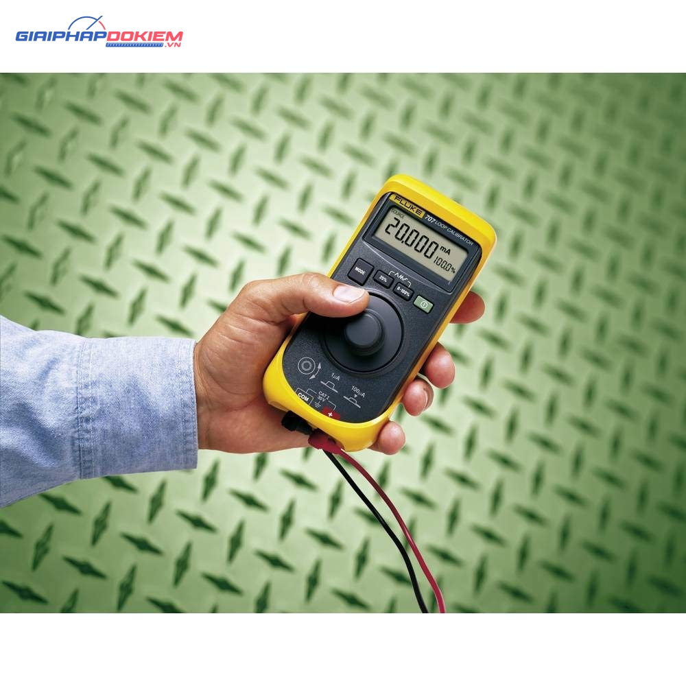 Thiết bị hiệu chuẩn dòng điện FLUKE 707 37 Thiết bị hiệu chuẩn dòng điện FLUKE 707