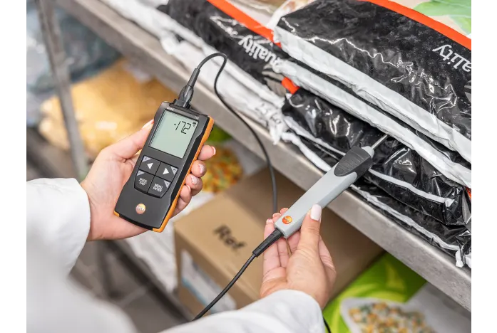 Máy đo nhiệt độ tiếp xúc Testo 110 0563 0110 (Kết nối App) 15 Máy đo nhiệt độ tiếp xúc Testo 110 0563 0110 (Kết nối App)