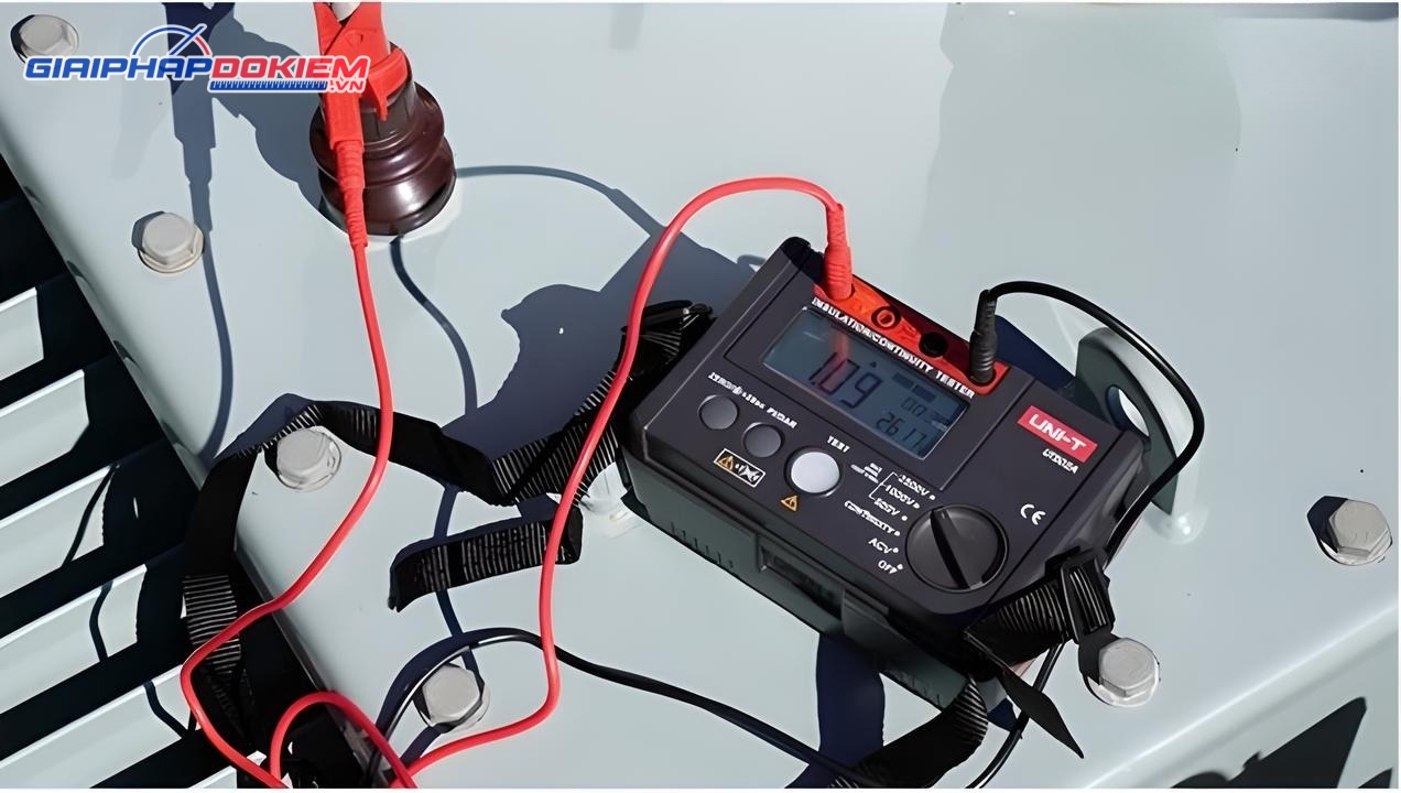 Máy đo điện trở cách điện UNI-T UT502A 7 Máy đo điện trở cách điện UNI-T UT502A