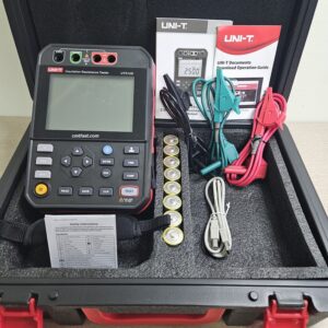 Máy đo điện trở cách điện UNI-T UT512D