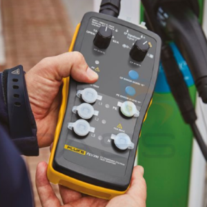 Bộ dụng cụ chuyển đổi kiểm tra trạm sạc Fluke FEV300 EV 29 Bộ dụng cụ chuyển đổi kiểm tra trạm sạc Fluke FEV300 EV