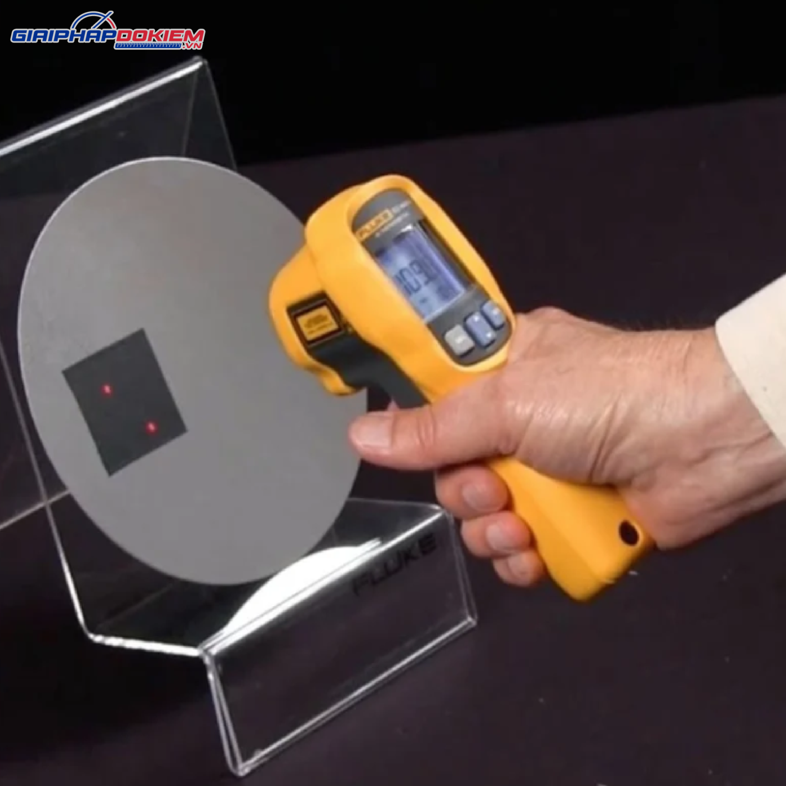 Máy đo nhiệt độ hồng ngoại Fluke 62 MAX+ 9 Máy đo nhiệt độ hồng ngoại Fluke 62 MAX+
