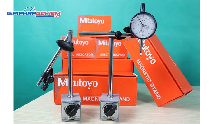 Đế từ gá đồng hồ so Mitutoyo 7010S-10 8 Đế từ gá đồng hồ so Mitutoyo 7010S-10