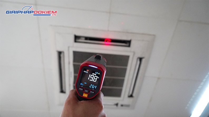Thiết bị đo nhiệt độ hồng ngoại UNI-T UT303A+ 9 Thiết bị đo nhiệt độ hồng ngoại UNI-T UT303A+