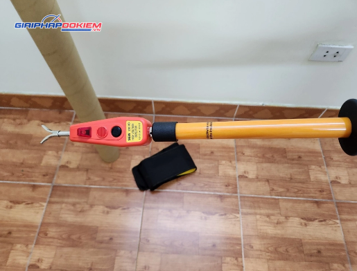 Bút thử điện cao áp tiếp xúc Sew 230HD (6kV ~ 36.5kV) 9 Bút thử điện cao áp tiếp xúc Sew 230HD (6kV ~ 36.5kV)