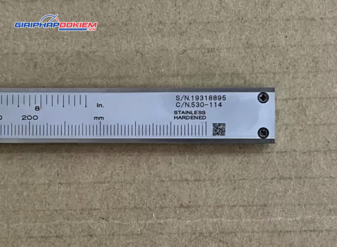Thước cặp cơ khí Mitutoyo 530-114 0-8"(200mm)/0.05mm 12 Thước cặp cơ khí Mitutoyo 530-114 0-8"(200mm)/0.05mm