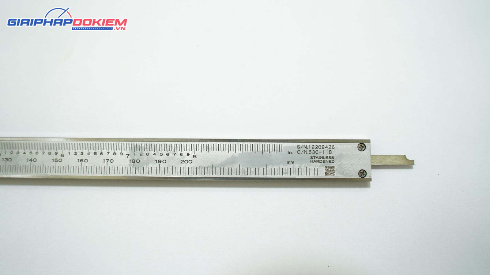 Thước cặp cơ khí Mitutoyo 530-118 0-8"/ 0-200mm/0.02mm 11 Thước cặp cơ khí Mitutoyo 530-118 0-8"/ 0-200mm/0.02mm
