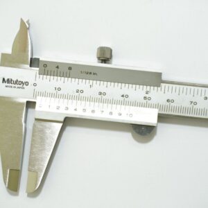 Thước cặp cơ khí Mitutoyo 530-104 0-150mm/6" x 0.05 20 Thước cặp cơ khí Mitutoyo 530-104 0-150mm/6