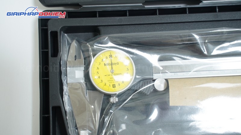 Thước cặp đồng hồ Mitutoyo 505-731 (200mm/0.02mm) 8 Thước cặp đồng hồ Mitutoyo 505-731 (200mm/0.02mm)
