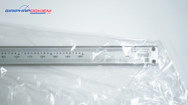 Thước cặp cơ khí Mitutoyo 530-312 0-6"/ 0-150mm/0.02mm 10 Thước cặp cơ khí Mitutoyo 530-312 0-6"/ 0-150mm/0.02mm
