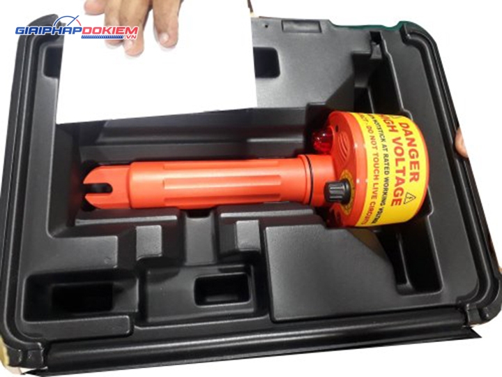 Bút thử điện cao thế SEW 275HP (240V-275kV, loại không tiếp xúc) 13 Bút thử điện cao thế SEW 275HP (240V-275kV, loại không tiếp xúc)