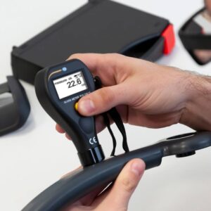 Máy đo độ bóng PCE PCE-GM 75-ICA có kèm chứng chỉ hiệu chuẩn ISO