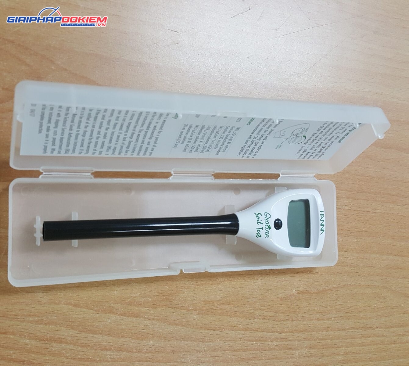 Bút Đo Độ Dẫn Trực Tiếp Trong Đất Và Nước Hanna HI98331 3 Bút Đo Độ Dẫn Trực Tiếp Trong Đất Và Nước Hanna HI98331