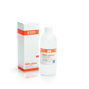 Dung Dịch Hiệu Chuẩn Độ Dẫn (EC) 5000 µS/cm, Chai 500mL Hanna HI7039L