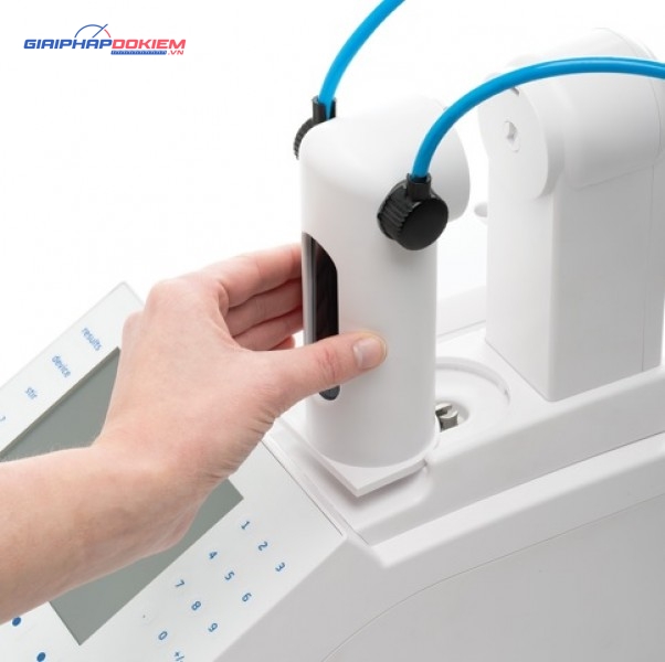 Máy Chuẩn Độ Điện Thế Tự Động Hanna HI931-02 2 Máy Chuẩn Độ Điện Thế Tự Động Hanna HI931-02