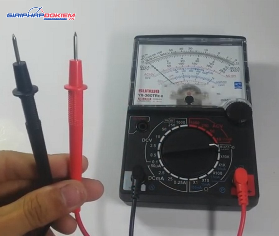 Cách Sử Dụng Đồng Hồ Vạn Năng Kim Chi Tiết, Dễ Hiểu Nhất 7 Cách sử dụng đồng hồ vạn năng VOM kim cơ bản