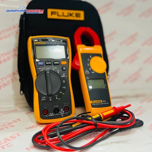 Bộ Kit đồng hồ vạn năng, apme kìm FLUKE-117/323 KIT (FLUKE-323, 400A AC TRUE RMS) 4 Bộ Kit đồng hồ vạn năng, apme kìm FLUKE-117/323 KIT (FLUKE-323, 400A AC TRUE RMS)