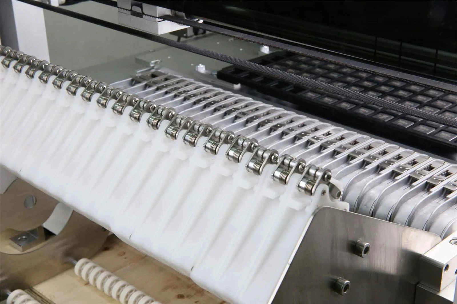 product-1-1 feeders.jpg