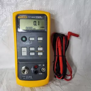 Máy hiệu chuẩn áp suất FLUKE-717 100G (100 psi, 7 bar)
