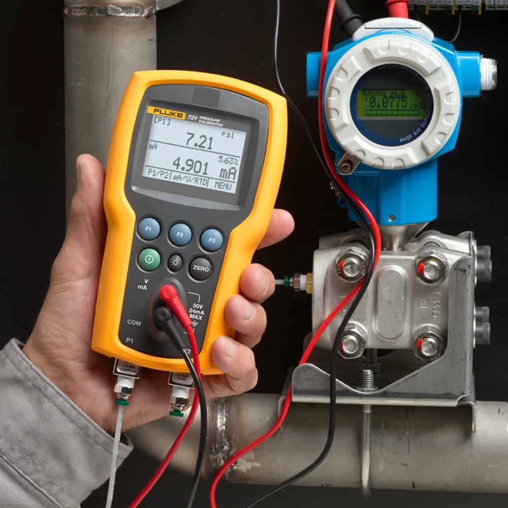 Máy hiệu chuẩn áp suất FLUKE-721-3601 (36 psig, 100 psig) 11 Máy hiệu chuẩn áp suất FLUKE-721-3601 (36 psig, 100 psig)