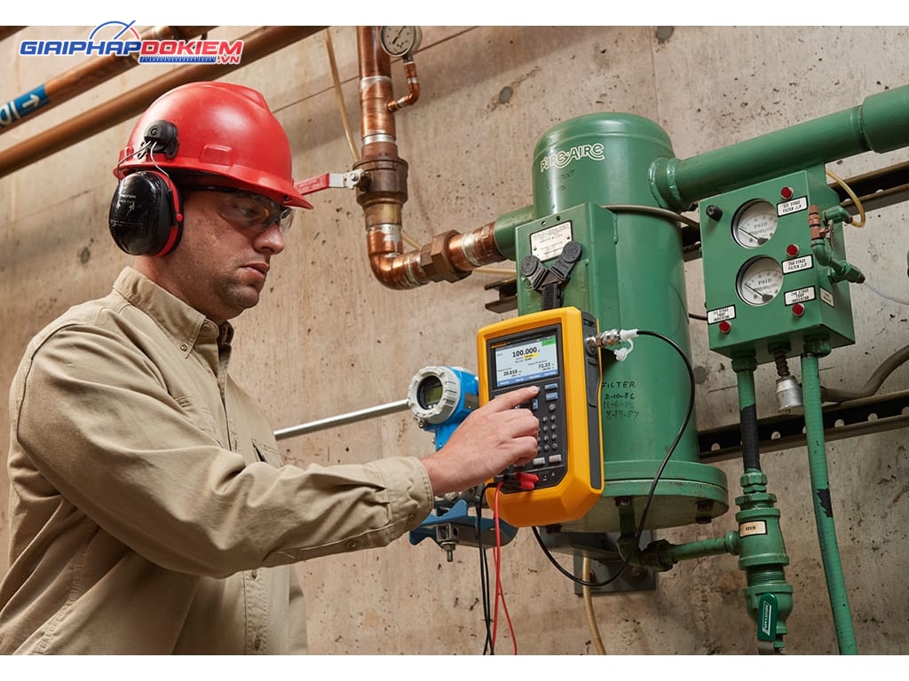 Máy hiệu chuẩn áp suất di động FLUKE 729JP 200K FC (200 kPa) 19 Máy hiệu chuẩn áp suất di động FLUKE 729JP 200K FC (200 kPa)