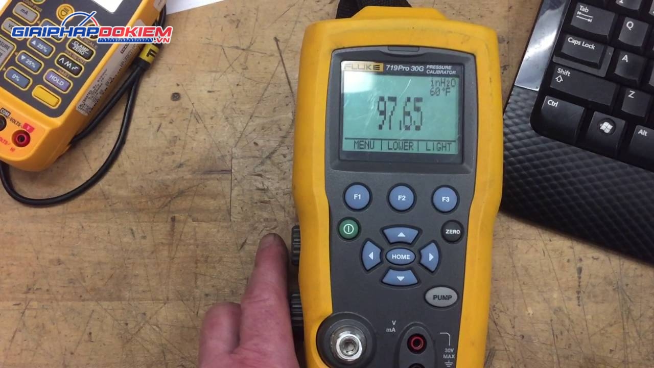 Máy hiệu chuẩn áp suất FLUKE-719PRO-30G (30 psig) 7 Máy hiệu chuẩn áp suất FLUKE-719PRO-30G (30 psig)