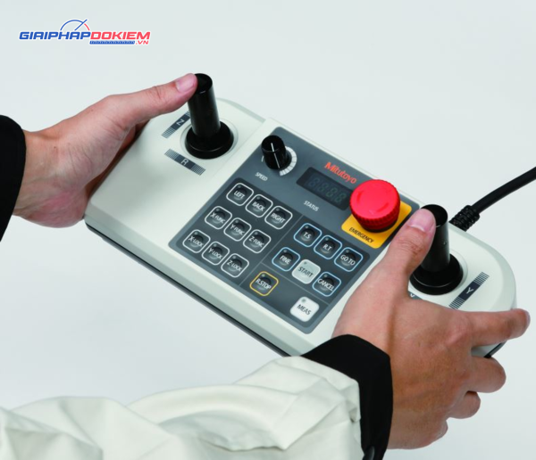 Máy đo tọa độ CNC CMM Mitutoyo STRATO-Apex 574 355-701 6 Máy đo tọa độ CNC CMM Mitutoyo STRATO-Apex 574 355-701
